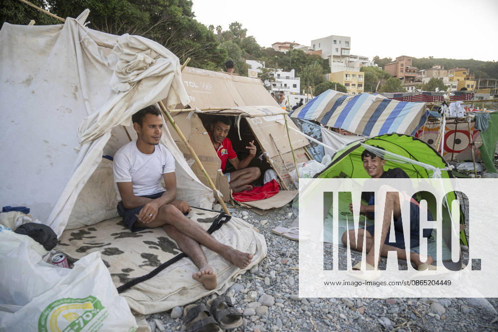 Trampolín Beach once again looks the same as it did during the early days of the mass arrival of migrants. Dozens of people are living and spending the night on Trampolín Beach as of August 28, 2026, in Ceuta, Spain. Hundreds of undocumented migrants remain in the Trampolín Beach area, where they have once again built shacks. AUGUST 28, 2026 MIGRATION CRISIS Ceuta Ceuta, Spain
