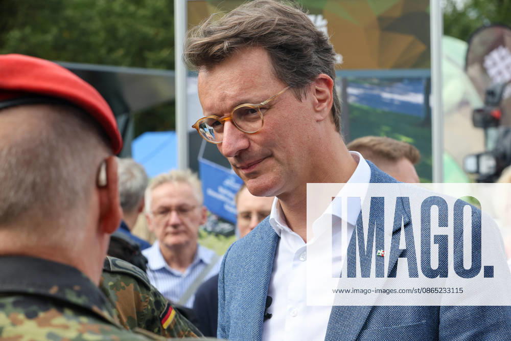 North Rhine-Westphalia Day 2026: Celebrations marking the state’s 80th anniversary in Münster. Hendrik Wüst (CDU), Minister President of North Rhine-Westphalia, visits the emergency services display on Schlossplatz in Münster, North Rhine-Westphalia, Germany, Germany