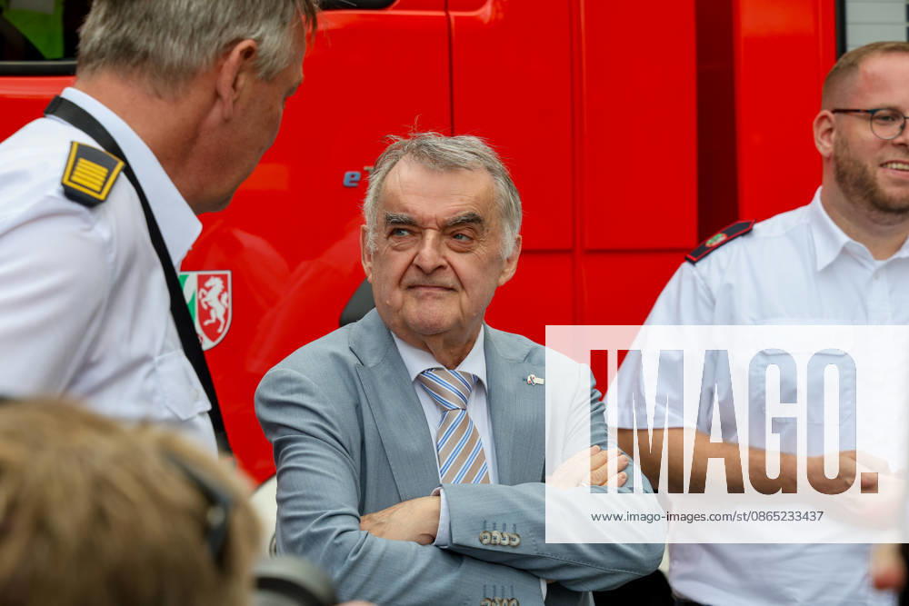 North Rhine-Westphalia Day 2026: Celebrations marking the state’s 80th anniversary in Münster. Herbert Reul (CDU), Minister of the Interior of North Rhine-Westphalia, visits the emergency services exhibition on Schlossplatz in Münster, North Rhine-Westphalia, DEU, Germany