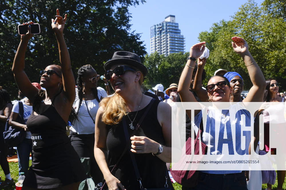 New York, NY: August 29th 2026-Thousands of New Yorkers attended the Spike Lee annual Michael Jackson Block party in Fort Greene Park.The free event featured DJ Spinna, with Jordan Brand joining as a sponsor. Katie Godowski Media Punch