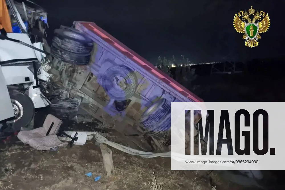RUSSIA, STAVROPOL REGION - AUGUST 30, 2026: The scene of a road collision involving a pasenger bus. Stavropol Region Prosecutor s Office Russia - ZUMAt113 20260830_zaa_t113_003