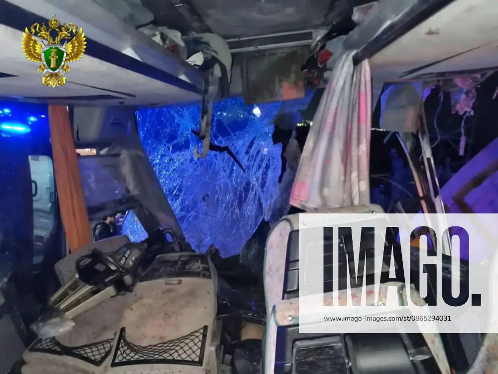 RUSSIA, STAVROPOL REGION - AUGUST 30, 2026: The scene of a road collision involving a pasenger bus. Stavropol Region Prosecutor s Office Russia - ZUMAt113 20260830_zaa_t113_004