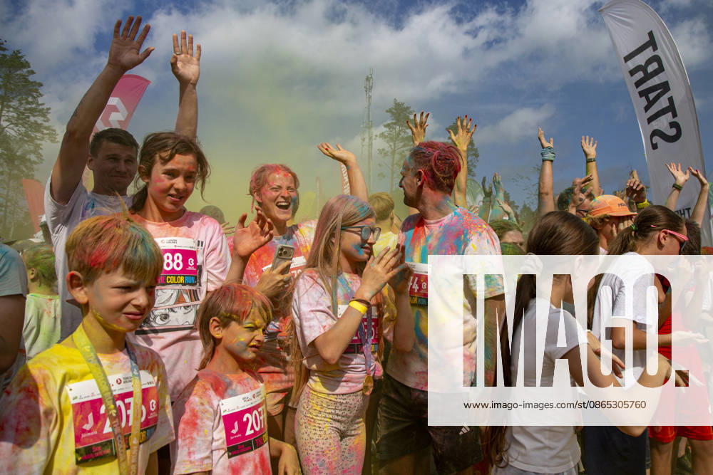 Jurmala, Latvija: People take part in the Color Run in Jurmala, Latvia, Aug. 30, 2026. The 5 km race was held in Jurmala. Jurmala Latvija - ZUMAp305 20260830_zip_p305_003
