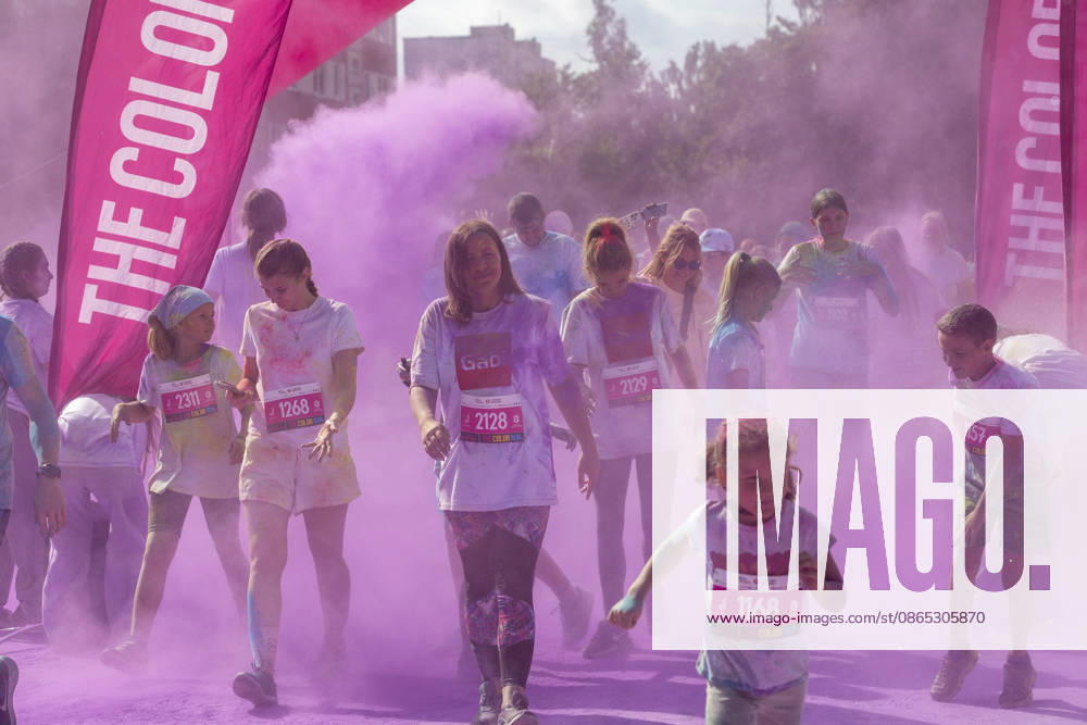 Jurmala, Latvija: People take part in the Color Run in Jurmala, Latvia, Aug. 30, 2026. The 5 km race was held in Jurmala. Jurmala Latvija - ZUMAp305 20260830_zip_p305_015