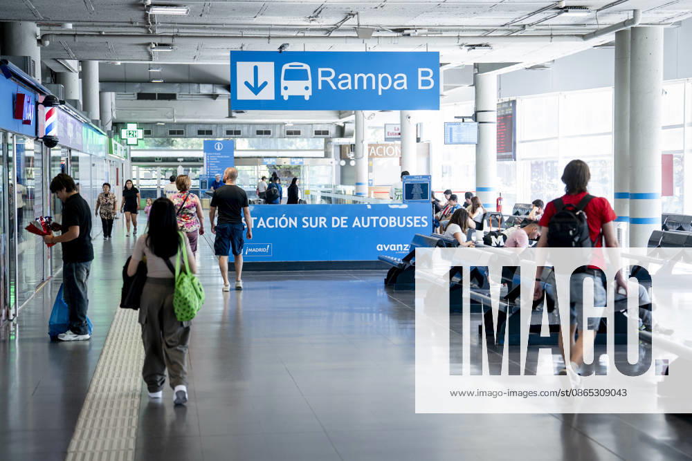 The DGT anticipates 6.9 million trips during the final special summer travel operation. Passengers wait at the South Bus Station during the summer return operation, on August 30, 2026, in Madrid, Spain. This year, the special operation began at 3:00 p.m. on Friday, August 28, and will conclude at midnight on Monday, August 31. The DGT estimates that the return travel will occur in waves and, as is the case every year, they will coincide with the outbound travel of those taking their vacations in September and with those returning to their usual residences in other European countries after the summer break. Furthermore, this return operation also coincides with the MotoGP Aragon Grand Prix, an event that will generate significant traffic—pa
