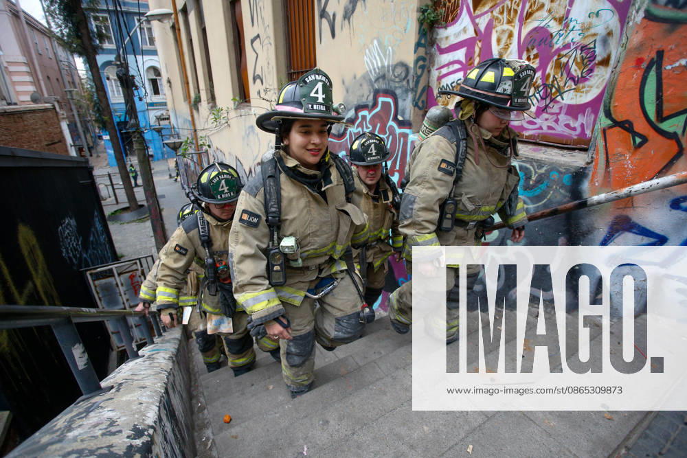 Valparaíso, August 30, 2026—A new edition of the Valparaíso Cerro Arriba firefighting competition took place on the hills and stairways of Valparaíso, featuring nearly 2,600 firefighters from all over Chile and other countries. Manuel Lema Aton, Chile, Valparaiso, Chile Aton 1185185