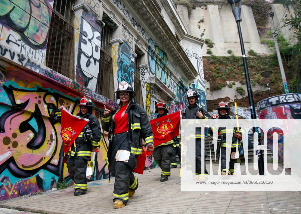 Valparaíso, August 30, 2026—A new edition of the Valparaíso Cerro Arriba firefighting event took place on the hills and stairways of Valparaíso, featuring nearly 2,600 firefighters from all over Chile and other countries. Manuel Lema Aton, Chile, Valparaiso, Chile Aton 1185160