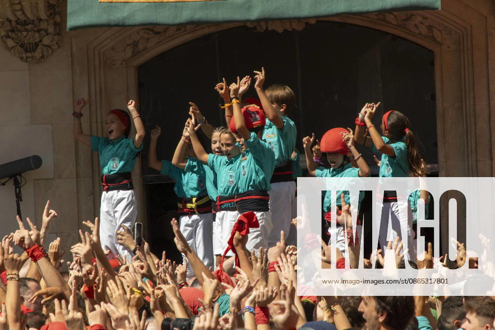 Historic day in Vilafranca del PenedÂs, where several castellers groups, including the host team and reigning champions of the last Castellers Championship, pushed the limits, sending the crowd into a frenzy with a spectacular display of Catalan culture, recognized as Intangible Cultural Heritage of Humanity. Vilafranca Del Penedes Spain - ZUMAr179 20260830_zip_r179_028