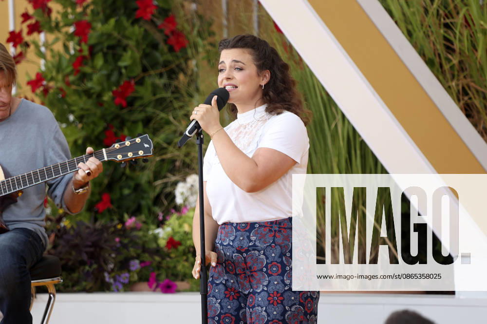 Ronja Forcher on the ARD TV show Immer wieder sonntags at Europa-Park Rust, August 30, 2026 Foto:xAgenturxWehnertx xGränzdörferx xFuturexImagex sonntags3008_6824