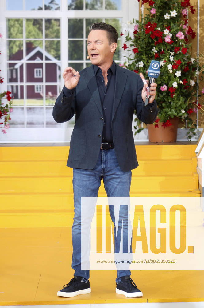 Stefan Mross on the ARD TV show Immer wieder sonntags at Europa-Park Rust, August 30, 2026 Foto:xAgenturxWehnertx xGränzdörferx xFuturexImagex sonntags3008_6889
