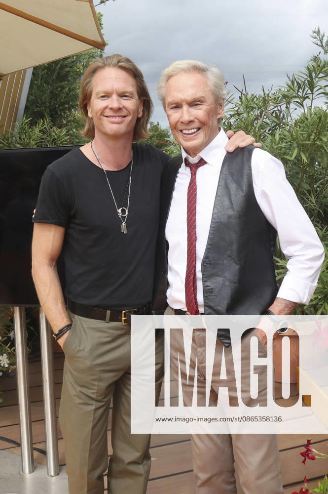 Mike Kraus with his father, Peter Kraus, on the ARD TV show *Immer wieder sonntags* at Europa-Park Rust, August 30, 2026 Foto:xAgenturxWehnertx xGränzdörferx xFuturexImagex sonntags3008_6895