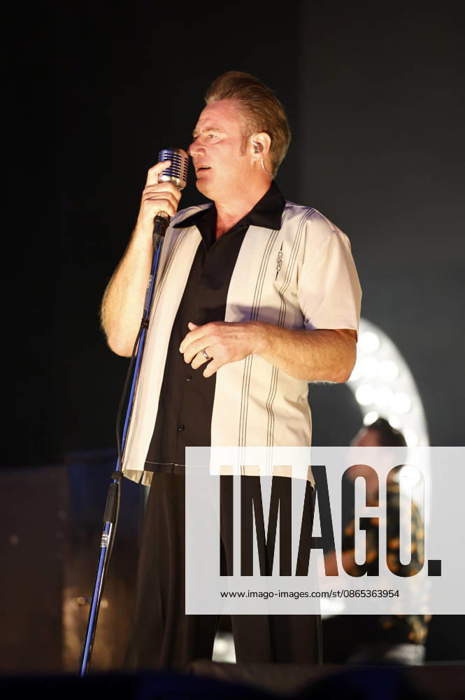 Dick Brave performing live at a concert at the 2026 Waltrop Park Festival in Waltrop City Park, August 30, 2026 Foto:xT.xSchröerx xFuturexImagex brave_6801