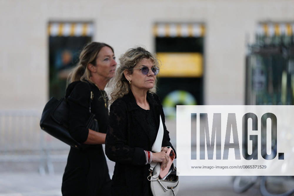 Nicolas Altmayer Funeral - Paris Guests and relatives during the funeral of French film producer Nicolas Altmayer at Saint Germain des Pres church in Paris, France on August 31, 2026. He was the co-founder of Mandarin Compagnie, and died in a car accident with his partner, Dior executive Mathilde Favier on August 17, aged 61 and 57, respectively. Photo by Raphael Lafargue ABACAPRESS.COM Paris France