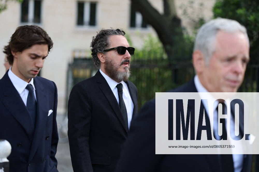 Nicolas Altmayer Funeral - Paris Guillaume Gallienne during the funeral of French film producer Nicolas Altmayer at Saint Germain des Pres church in Paris, France on August 31, 2026. He was the co-founder of Mandarin Compagnie, and died in a car accident with his partner, Dior executive Mathilde Favier on August 17, aged 61 and 57, respectively. Photo by Raphael Lafargue ABACAPRESS.COM Paris France