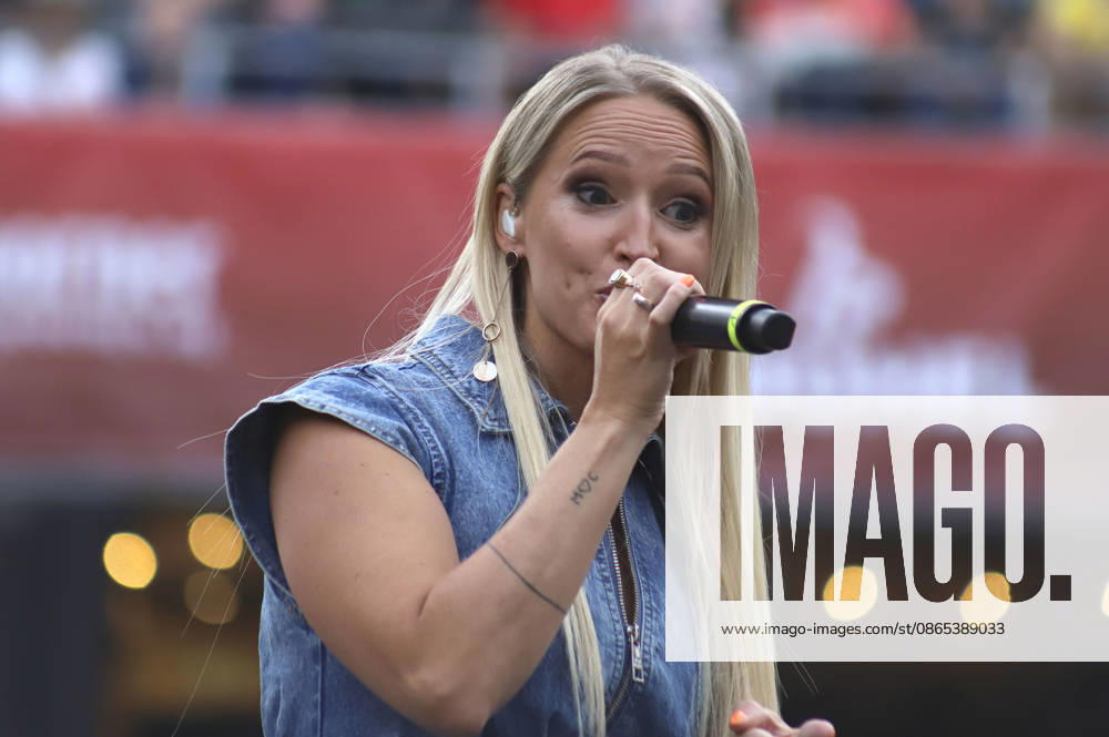 Julia Buchner live at the 2026 Summer Open Air at the Kitzbühel Tennis Stadium, August 29, 2026 Foto:xS.xNömerx xFuturexImagex buchner_6801