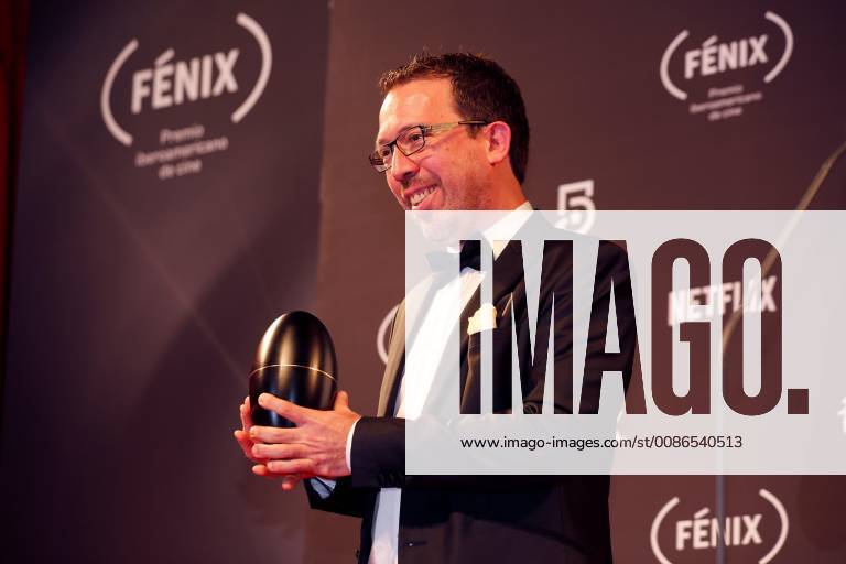 Paraguayan director Marcelo Martinessi with the Fenix Award, in Mexico City, Mexico, 7 November 2018. Colombian film PAjaros de verano and Argentine Film Zama , which started as favorites of the Fenix Awards of Ibero-American films, did not disappoint and became the films with the highest number of awards in the fifth edition of the event. Fenix Awards of Ibero-American films !ACHTUNG: NUR REDAKTIONELLE NUTZUNG!