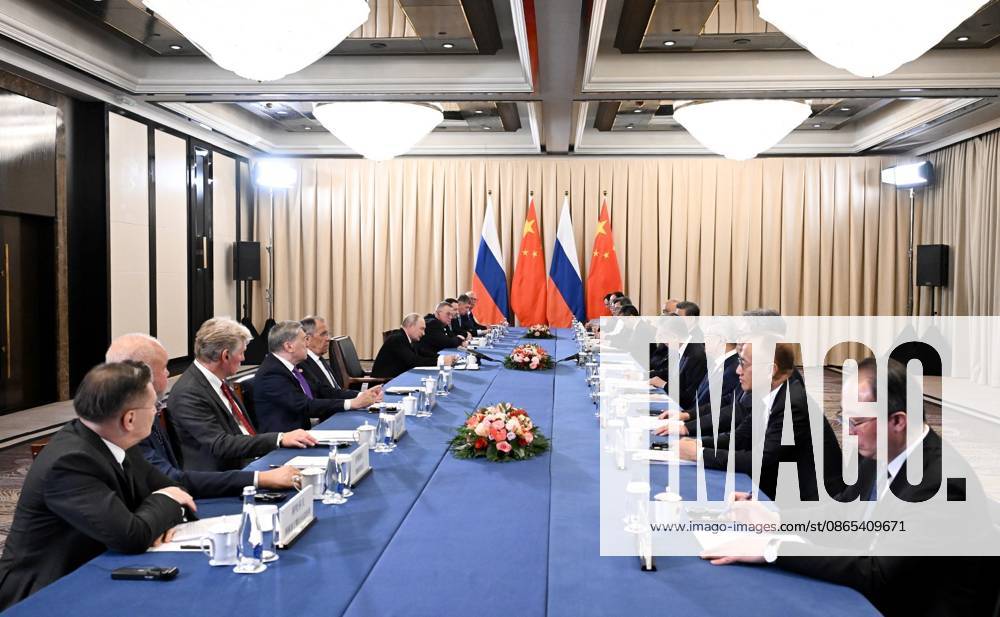 Russian President Putin Arrives in Bishkek for SCO Summit Russian President Vladimir Putin arrives in Bishkek, Kyrgyzstan, on August 31, 2026, to attend a meeting of the Council of Heads of State of the Shanghai Cooperation Organization. Putin also meets Chinese President Xi Jinping on the sidelines of the summit. Photo by Russian President official apaimages Russia Russia Russian Federation 310826_Kyrgyzstan_RPO_00(1)