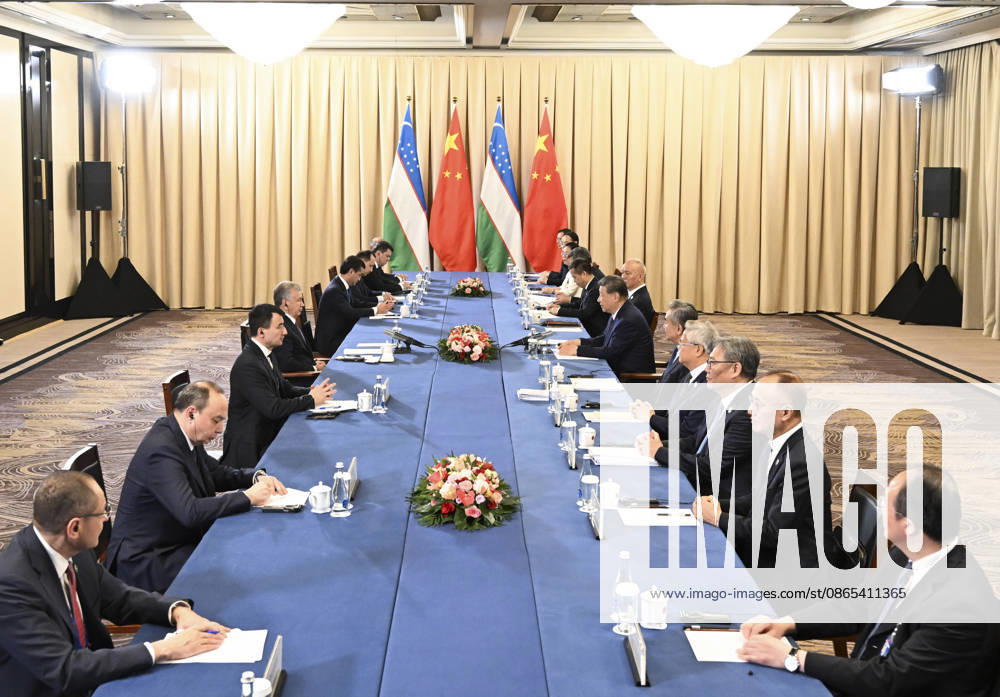 (260831) -- BISHKEK, Aug. 31, 2026 -- Chinese President Xi Jinping meets with Uzbek President Shavkat Mirziyoyev on the sidelines of the Shanghai Cooperation Organization Summit 2026 in Bishkek, Kyrgyzstan, Aug. 31, 2026. ) KYRGYZSTAN-BISHKEK-CHINA-XI JINPING-UZBEK PRESIDENT-MEETING YanxYan