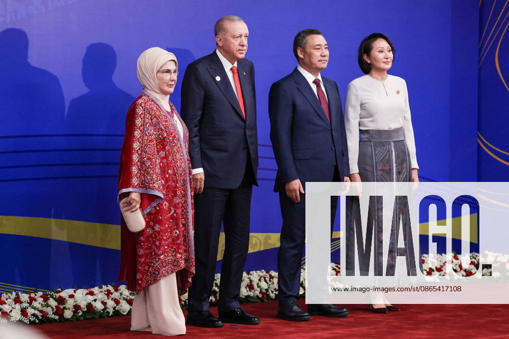 KYRGYZSTAN, BISHKEK - AUGUST 31, 2026: Emine Erdogan, her husband Recep Tayyip Ergodan, President of Turkey, Sadyr Japarov, President of Kyrgyzstan, and his wife Aigul (L-R) pose during a ceremony to open the 2026 World Nomad Games at Bishkek Arena. Vyacheslav Prokofyev Russian Presidential Press and Information Office TASS 96911161