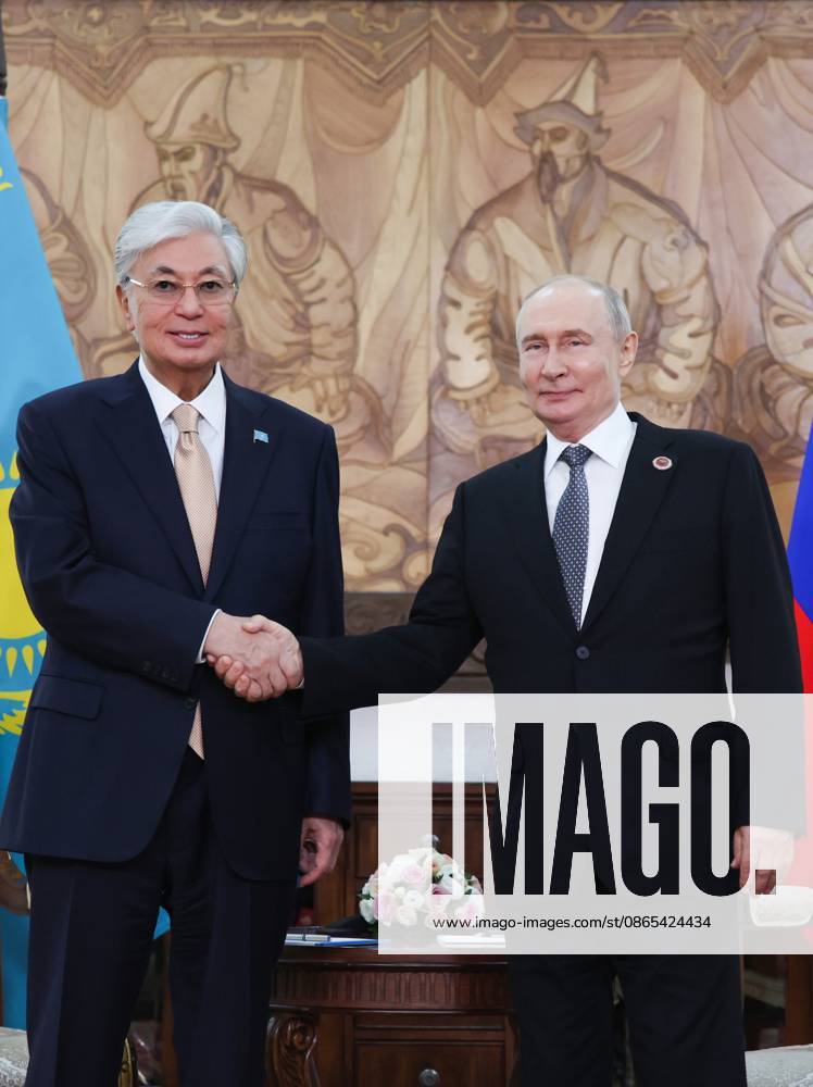 Kyrgyzstan Putin SCO Summit 9231968 31.08.2026 Kazakh President Kassym-Jomart Tokayev and Russian President Vladimir Putin shake hands as they pose for photos before a meeting on the sidelines of the Shanghai Cooperation Organization (SCO) summit in Bishkek, Kyrgyzstan. Petr Kovalev Sputnik Bishkek Kyrgyzstan