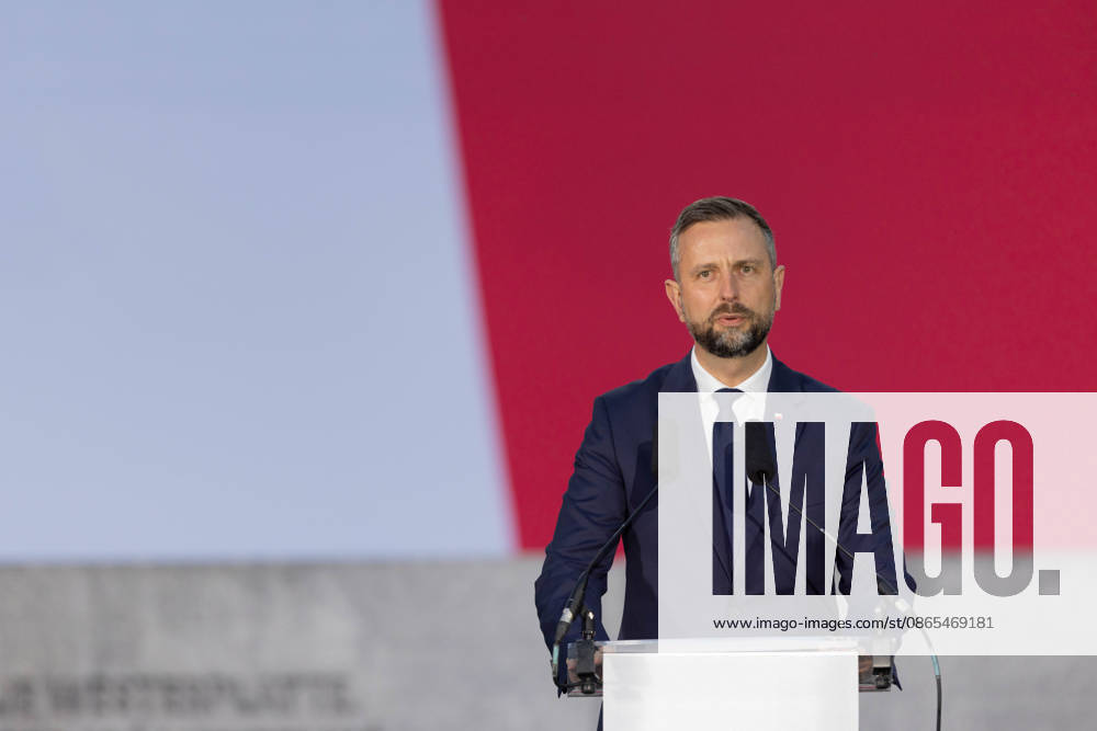 Polish Deputy Prime Minister and Defence Minister Wladyslaw Kosiniak-Kamysz speaks during a ceremony marking the 87th anniversary of Nazi Germany s invasion of Poland at the Westerplatte Monument in Gdansk Gdansk Poland - ZUMAl194 20260901_zip_l194_017