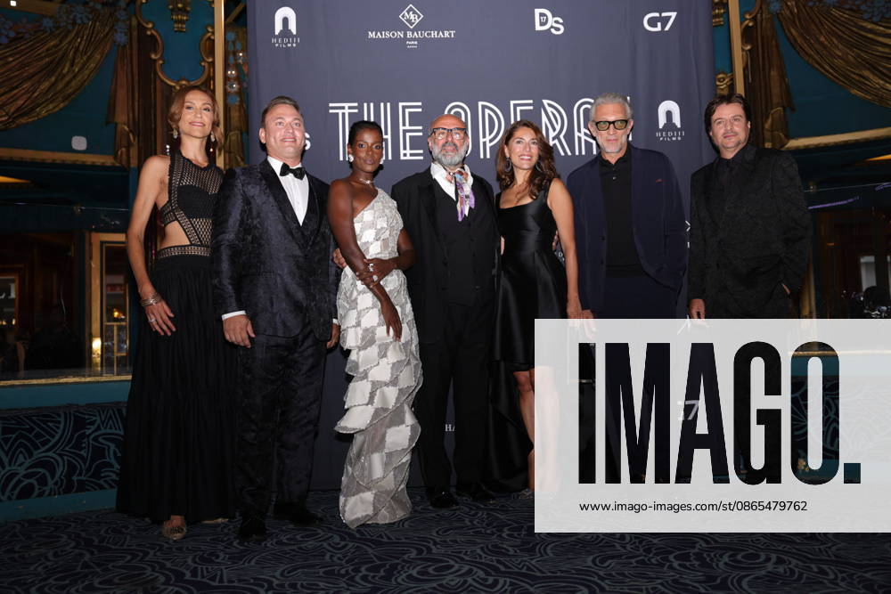 Linda Gennari, Valentino Buzza, Mariam Battistelli, Davide Livermore, Caterina Murino, Vincent Cassel, Paolo Gep Cucco at the premiere of the film *The Opera* at the Folies Bergère in Paris on August 31, 2026. Jasmine Aissaoui. Bestimage. Premiere of the film *The Opera* at the Folies Bergère in Paris on August 31, 2026. Paris, France