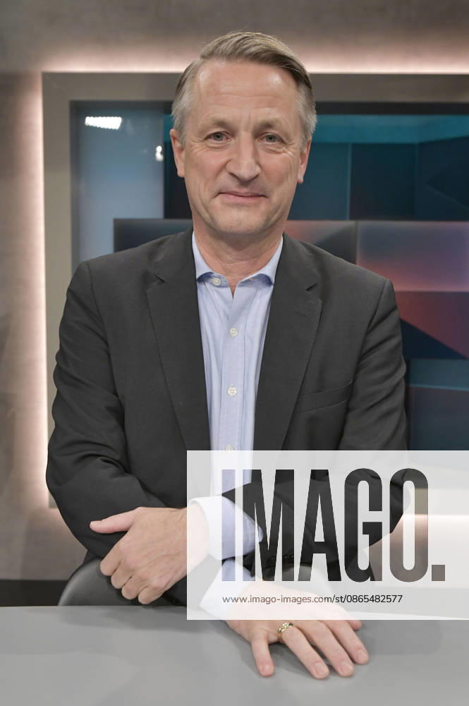 On the ARD talk show *Hart aber fair* at the Adlershof Studio in Berlin, August 31, 2026 Foto:xM.xBehrensx xFuturexImagex hart_fair3108_6806