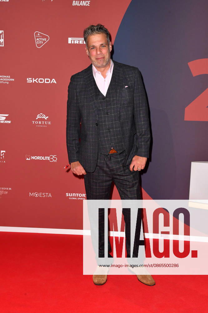 Carsten Spengemann at the awards ceremony hosted by SPORT BILD, Europe s largest sports magazine, where the SPORT BILD Award was presented for the 24th time across nine categories. The ceremony took place at the Hamburg Fish Auction Hall.