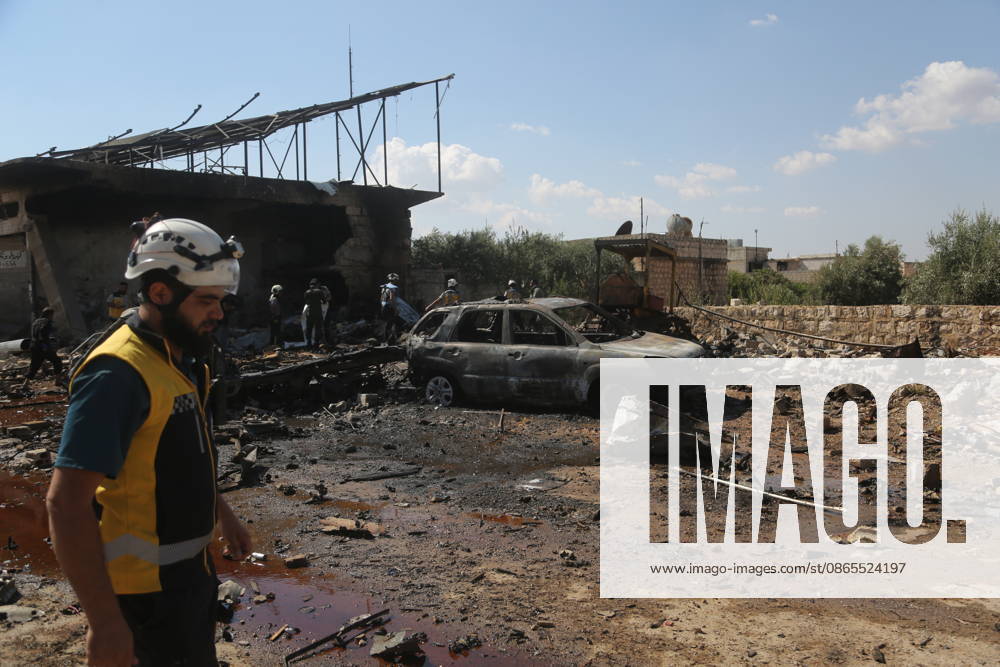 Explosion in Syria’s Idlib kills 5 IDLIB, SYRIA - SEPTEMBER 01: The explosion heavily damages nearby buildings and vehicles after an ammunition-laden vehicle explodes in Syria’s northwestern Idlib province, killing five people and injuring 10 others, according to initial reports, on September 01, 2026. Kasim Yusuf Anadolu Idlib Suriye. Editorial use only. Please get in touch for any other usage.