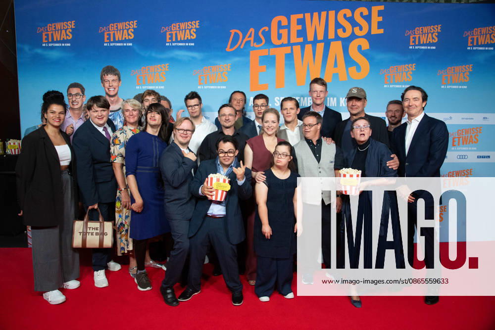 The actors and film crew, in no particular order: Max von der GROEBEN, actor Florian LUKAS, actor Jasmin SCHWIERS, actress Lorenzo GERMENO, actor Frangiskos KAKOULAKIS, actor Antonia
