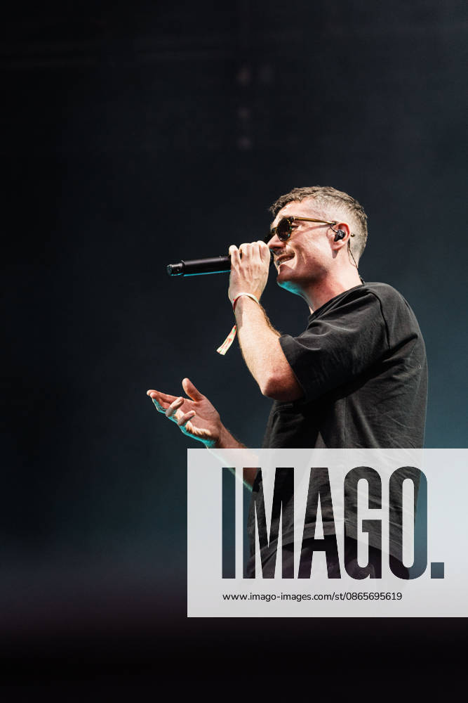 The British band Bastille will perform at the Superbloom Festival in Munich s Olympic Park. Singer Dan Smith will thrill the audience with an energetic live performance on September 2, 2026, at Munich s Olympic Park in Bavaria, Germany.