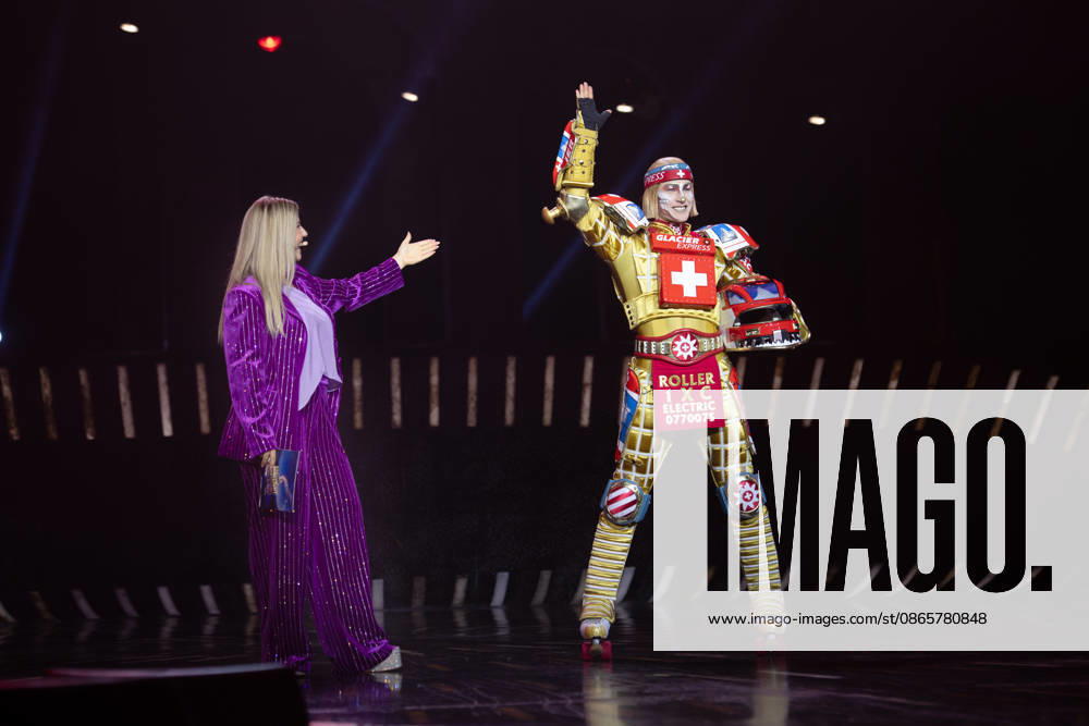 Singer Beatrice EGLI and singer Tom ROWLAND in the costumes of the Glacier Express’s new TICK TACK train, The musical Starlight Express in Bochum features the Swiss Glacier Express TICK TACK as a new train in the show; Starlight Express Theater in Bochum