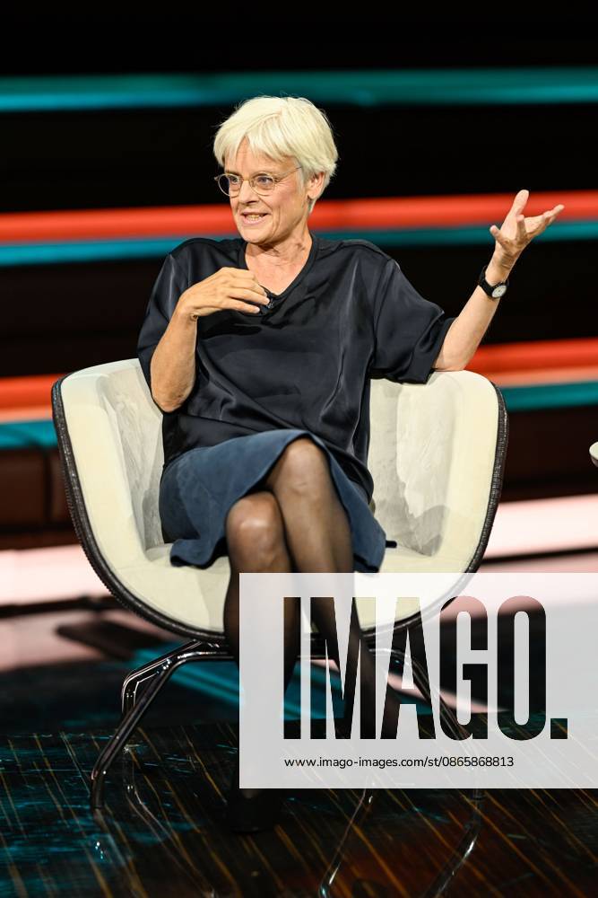 Ulrike Herrmann, Journalist, September 26, 2026 — Ulrike Herrmann on September 2, 2026, on *Markus Lanz*, ZDF TV, talk show, Germany, German, man, German woman, journalism, female journalist, *taz*, German, fully cropped, sitting, speaking, gesturing