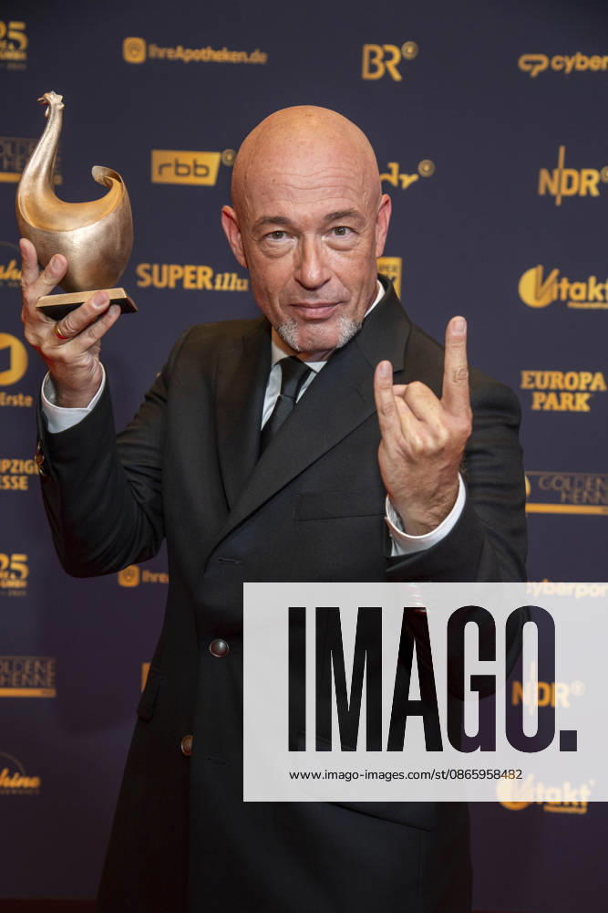 ABB GOLDHENNE: Graf Unheilig, winner of the award, appeared on the red carpet with Henne at the 32nd Golden Hen Audience Award ceremony at the Neue Messe Leipzig on September 4, 2026, in Leipzig, Saxony, Germany