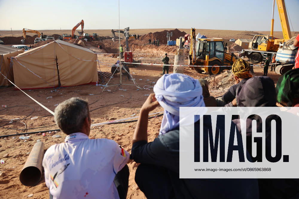 Rescue efforts continue for 10-year-old boy trapped in well in Algeria EL BAYADH, ALGERIA - SEPTEMBER 5: Rescue operations continue uninterrupted for the 4th consecutive day to save 10-year-old Ayoub Mohamed Fayid, who fell into a well at his family s farm in the town of Ghassoul in El Bayadh Province, western Algeria, on September 5, 2026. Hamza Zait Anadolu El Bayadh Algeria. Editorial use only. Please get in touch for any other usage.