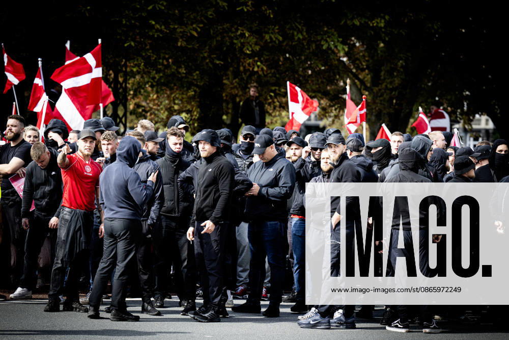 Activists from the right and left are holding demonstrations. The group Det Danske Folk is organizing a so-called remigration march and is being met by a counter-demonstration organized by the Joint Initiative Against Racism and Discrimination in Østerbro, Copenhagen on September 5, 2026. Photo by Nils Meilvang, Scanpix 2026, Copenhagen, Denmark