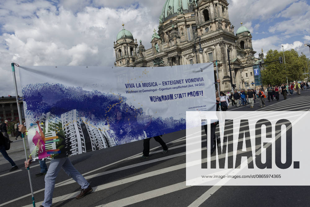 Demonstration Against High Rents in Berlin, September 5, 2026, Germany, Berlin: A demonstration organized by numerous organizations in downtown Berlin against high rents, rent gouging, and displacement, and in support of the expropriation and municipalization of large housing stocks
