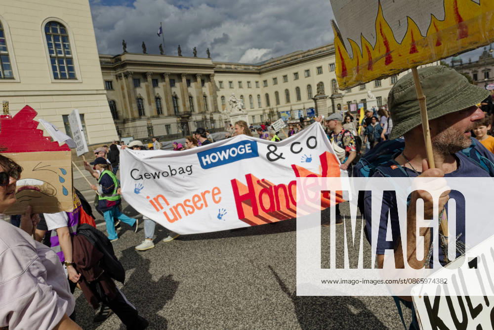Demonstration Against High Rents in Berlin, September 5, 2026, Germany, Berlin: A demonstration organized by numerous organizations in downtown Berlin against high rents, rent gouging, and displacement, and in support of the expropriation and municipalization of large housing stocks