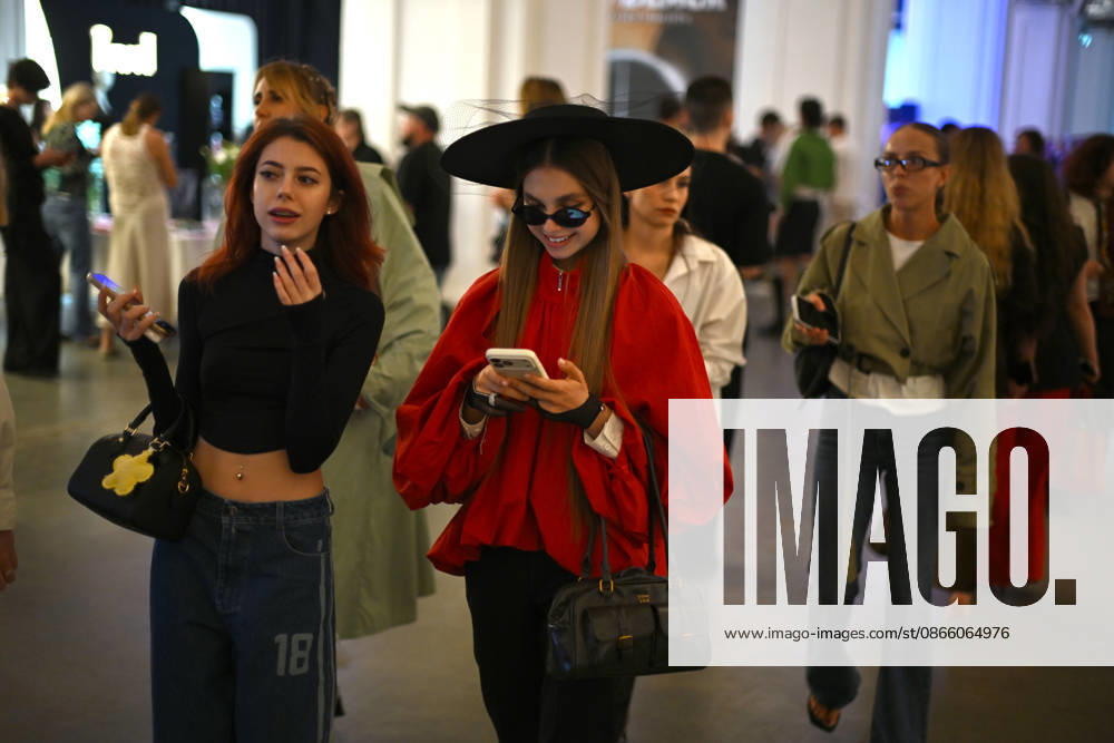 Guests attend Ukrainian Fashion Week SS27 at the Mystetskyi Arsenal National Cultural, Art and Museum Complex, Kyiv, Ukraine, September 5, 2026. (Photo by Yevhen Kotenko Ukrinform) Guests visit Ukrainian Fashion Week SS27 in Kyiv