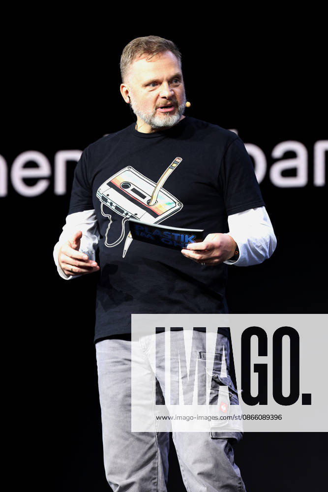 IFA, Impressions from the Technology Fair, Berlin, September 5, 2026 Olli Schultze, Podcaster and Content Creator, Plastik im Ohr The Podcast Die Drei — Mental Cinema in Transition: Radio Drama Production Between Tape and AI, IFA 2026 Innovation Stage, Berlin, September 5, 2026, Berlin Exhibition Grounds, Berlin, Germany