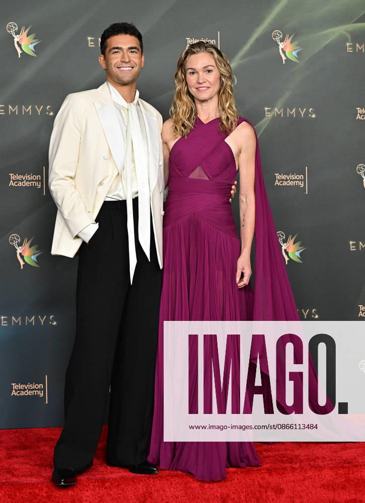 78th Emmy Awards Night 2 Ezra Sosa and Julia Stiles in the press room at the 78th Emmy Awards Night 2, held at the Peacock Theatre in Los Angeles, Ca. on September 6, 2026. Los Angeles Peacock Theatre California USA