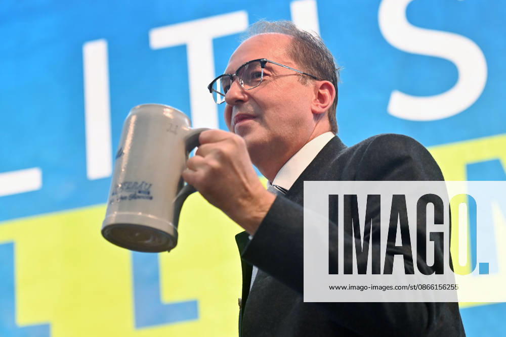 Federal Minister of the Interior Alexander DOBRINDT drinks a Mass of beer from a Masskrug at the Politischer Gillamoos on September 7, 2026, in Abensberg,