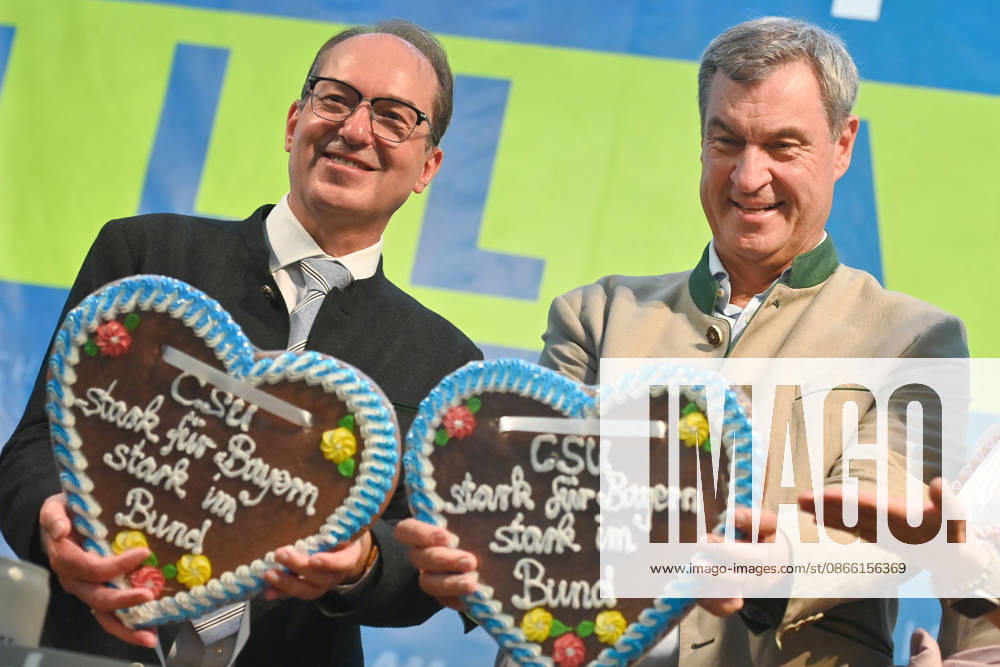 Markus SOEDER, Minister-President of Bavaria and CSU Chairman, and Federal Minister of the Interior Alexander DOBRINDT each receive a large gingerbread heart at the conclusion of the event. Political Gillamoos on September 7, 2026, in Abensberg,
