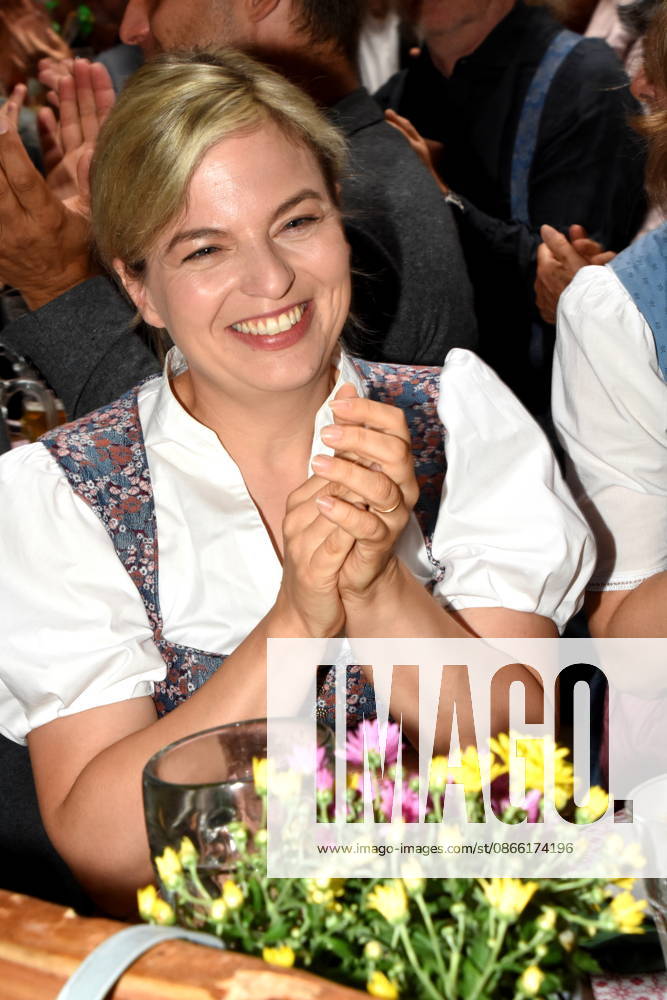 Katharina Schulze, Chair of the Bavarian Greens’ parliamentary caucus in the State Parliament, Abendsberg, September 7, 2026. Political morning beer gathering at the Gillamoos in the Bündnis 90 Die Grünen wine tent. Photo: Abendsberg