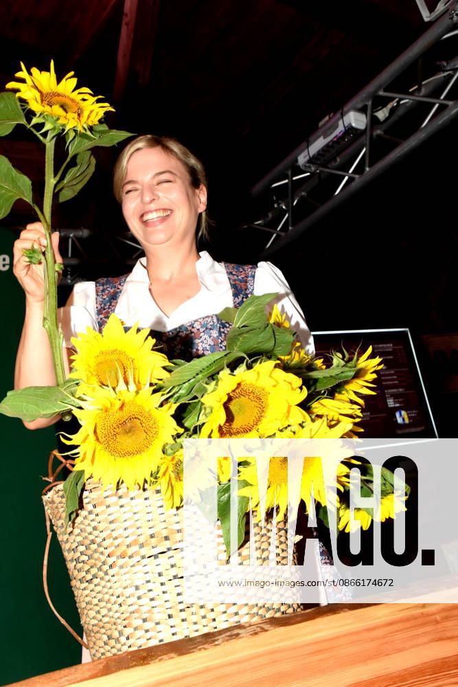 Katharina Schulze, Chair of the Bavarian Greens’ parliamentary caucus in the State Parliament, Abendsberg, September 7, 2026. Political morning beer gathering at the Gillamoos in the Bündnis 90 The Greens wine tent. Photo: Abendsberg