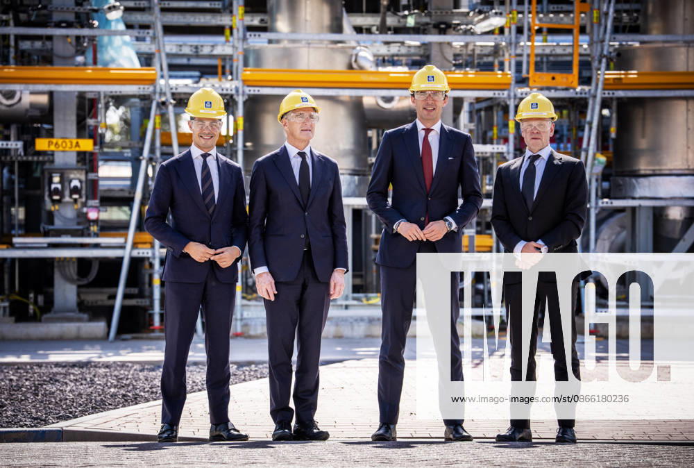 Major carbon capture plant in Sluiskil, the Netherlands, September 7, 2026 Dutch Prime Minister Rob Jetten, Prime Minister Jonas Gahr Store Ap, EU Climate Commissioner Wopke Hoekstra, and Yara CEO Svein Tore Holsether at the opening of Yara’s carbon capture facility (CCS) in the Netherlands. Photo: Ole Berg Rusten, NTB, Sluiskil, Netherlands, 9WWJV4PJbnQ. EDI