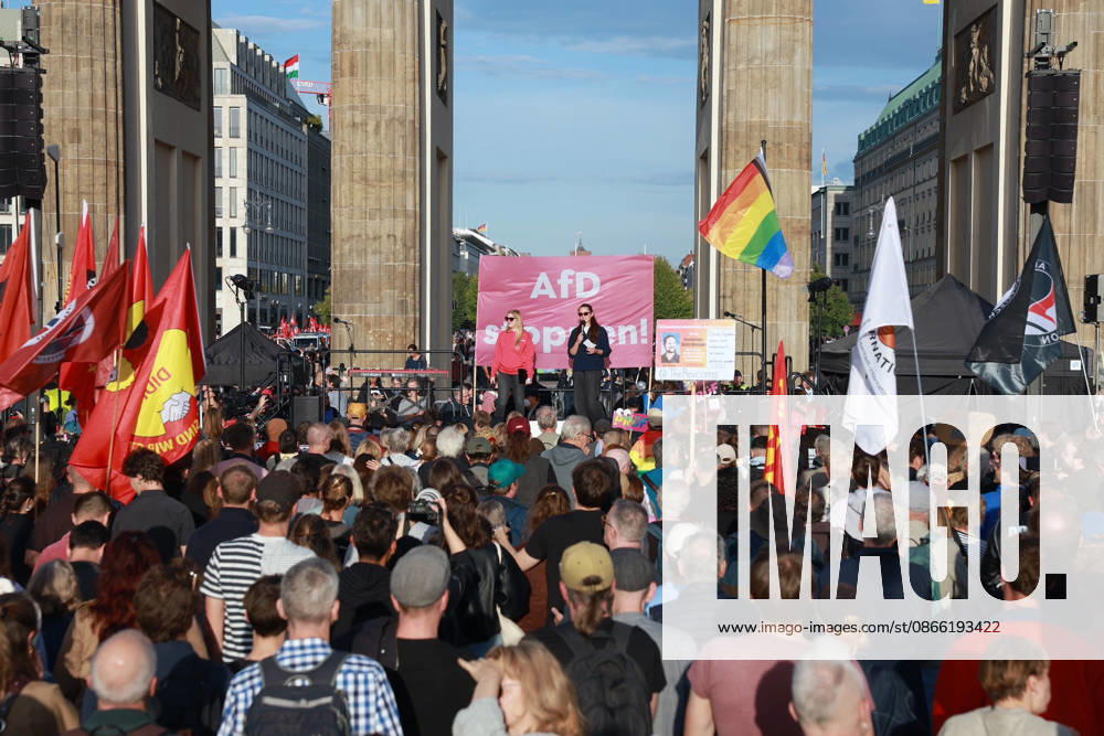 Rally with the slogan Time to Act: Stop the AfD in front of the Brandenburg Gate, Platz des 18. März, in Berlin. Photo taken on September 7, 2026. The rally was organized by Campact and Fridays for Future in response to the AfD’s victory in yesterday’s state election in