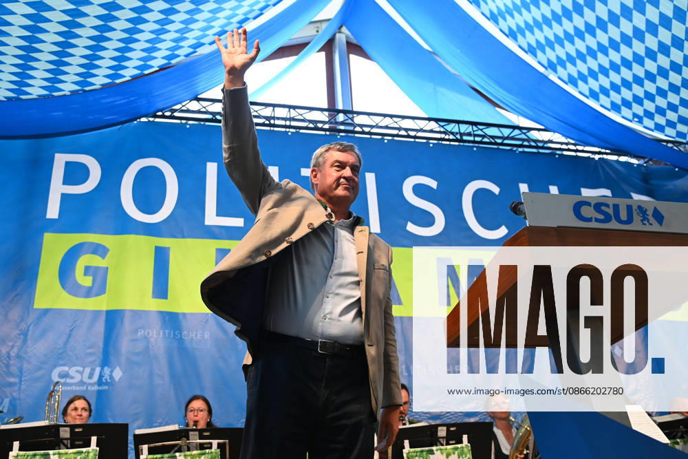 Markus SOEDER, Minister-President of Bavaria and CSU Chairman, is being celebrated after his speech at the Politischer Gillamoos on September 7, 2026, in Abensberg,