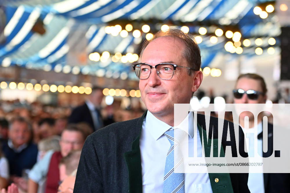 Alexander DOBRINDT, Federal Minister of the Interior, single image, cropped single subject, portrait, Political Gillamoos on September 7, 2026, in Abensberg,