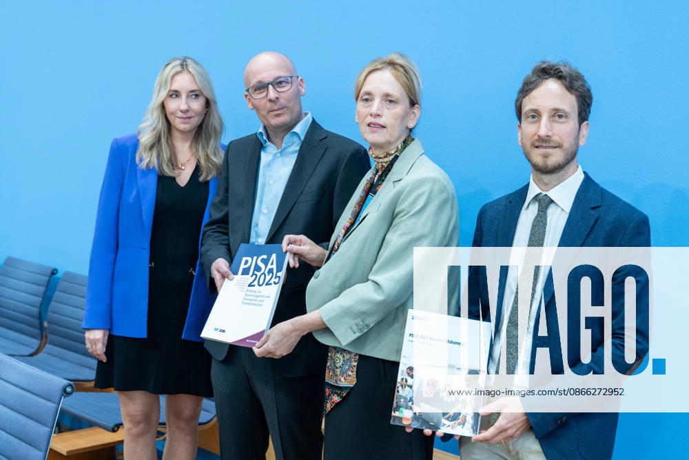 Anna Stolz, President of the Conference of Education Ministers and Bavarian Minister of Education and Cultural Affairs; Samuel Greiff, Director of the PISA National Center at TUM and Chairman of the ZIB Board; Francesco Avvisati, OECD; co-author o
